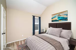 216 Lincoln Ln, Crowley, TX 76036 - Photo 8