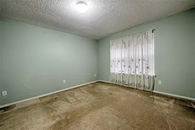 909 Simi Drive, Arlington, TX 76001 - Photo 8