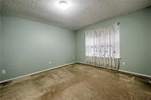 909 Simi Dr, Arlington, TX 76001 - Photo 8