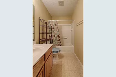 909 Simi Drive, Arlington, TX 76001 - Photo 10