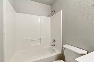 107 S Crawford St, Denton, TX 76205 - Photo 10