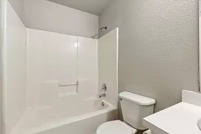 107 S Crawford Street, Denton, TX 76205 - Photo 6