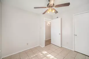 516 Heather Ln, Keene, TX 76059 - Photo 16