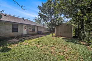 516 Heather Ln, Keene, TX 76059 - Photo 28