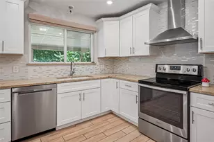 6509 Paula Ct, North Richland Hills, TX 76182 - Photo 6