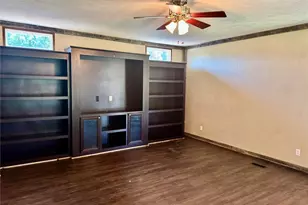 934 Tiffany St, Reno, TX 76020 - Photo 8