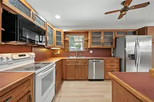 313 Vine St, Euless, TX 76040 - Photo 6