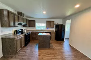 3609 Shady Ln, Joshua, TX 76058 - Photo 6