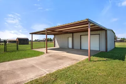 1117 Macadamia Street, Venus, TX 76084 - Photo 2