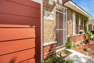 922 Hannah Way, Dallas, TX 75253 - Photo 4