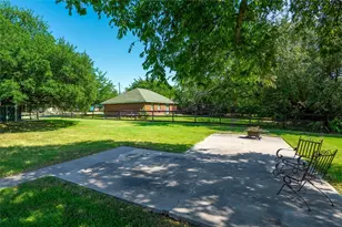 102 Clearman St, Krum, TX 76249 - Photo 36