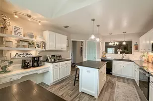 4726 Topaz Ln, Granbury, TX 76049 - Photo 10