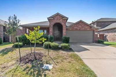 1729 Park Trails Boulevard, Princeton, TX 75407 - Photo 1