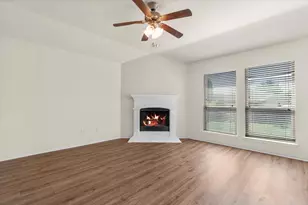 1729 Park Trails Blvd, Princeton, TX 75407 - Photo 6