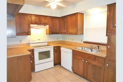 3307 Gardenview Circle, Denton, TX 76207 - Photo 4