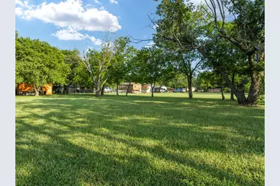 802 N Brazos Street, Whitney, TX 76692 - Photo 28