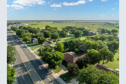 802 N Brazos Street, Whitney, TX 76692 - Photo 1