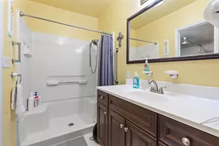 802 N Brazos St, Whitney, TX 76692 - Photo 16