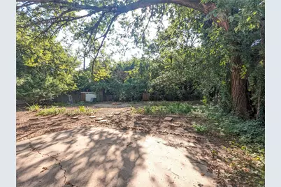 2924 Longfellow Lane, Denton, TX 76209 - Photo 20