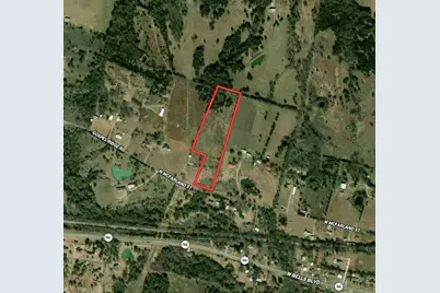 1015 W McFarland, Bells, TX 75414 - Photo 2