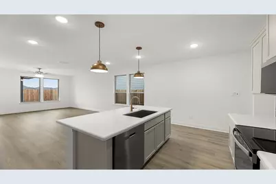 1733 Edgeway, Aubrey, TX 76227 - Photo 4