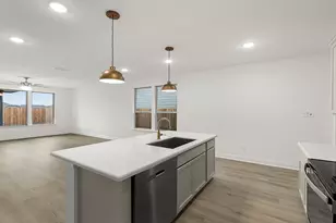 1733 Edgeway, Aubrey, TX 76227 - Photo 4