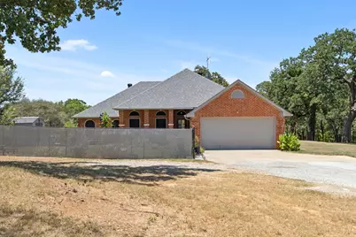 202 Morrow Road, Springtown, TX 76082 - Photo 6