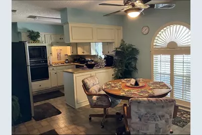 3913 Misty Meadow Drive, Fort Worth, TX 76133 - Photo 18