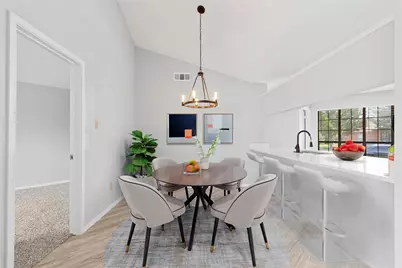 202 E Schreiber Street, Garland, TX 75040 - Photo 4