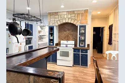 206 E 7th Street, Cisco, TX 76437 - Photo 10