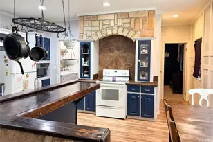 206 E 7th St, Cisco, TX 76437 - Photo 10