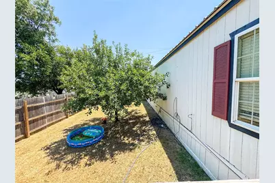 206 E 7th Street, Cisco, TX 76437 - Photo 4