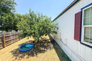 206 E 7th St, Cisco, TX 76437 - Photo 4