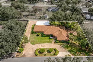 1325 Corvadura St, Graham, TX 76450 - Photo 34