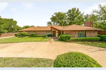 1325 Corvadura Street, Graham, TX 76450 - Photo 2