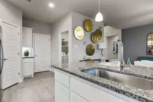 107 Goodnight Ct, Cleburne, TX 76033 - Photo 6