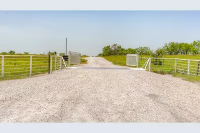 418 Private Road 4512, Decatur, TX 76234 - Photo 6