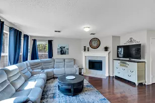 6729 Prairie Fire Rd, Arlington, TX 76002 - Photo 2