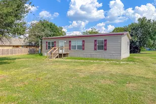 103 N 7th Street W, Dawson, TX 76639 - Photo 18