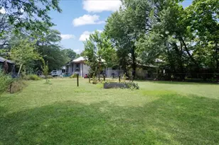 203 19th St SE, Paris, TX 75460 - Photo 6