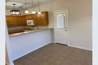 27101 Meadowmore Court, Whitney, TX 76692 - Photo 10