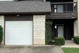 27101 Meadowmore Ct, Whitney, TX 76692 - Photo 2