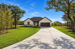 328 Rita Rdg Ct, Millsap, TX 76066 - Photo 2