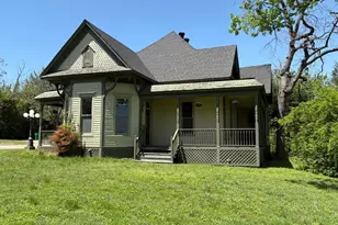 612 S Rogers St, Waxahachie, TX 75165 - Photo 1