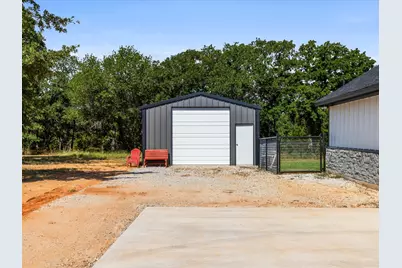 117 Coyote Cave Lane, Alvord, TX 76225 - Photo 26