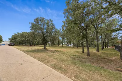 1905 Bayshore Drive, Flower Mound, TX 75022 - Photo 14