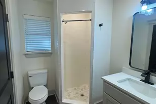 703 San Jacinto St, Mineral Wells, TX 76067 - Photo 30