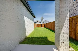 129 Tornillo Dr, Celina, TX 75009 - Photo 32