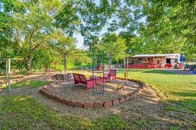 602 N Denison Street, Bells, TX 75414 - Photo 2