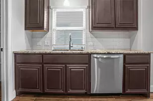 1132 Snowy Owl Dr, Alvarado, TX 76009 - Photo 12